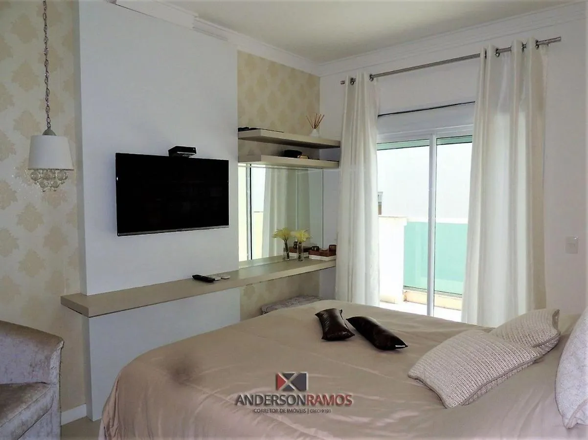 1061 - Excelente Cobertura Com Hidromassagem Apartment Bombinhas